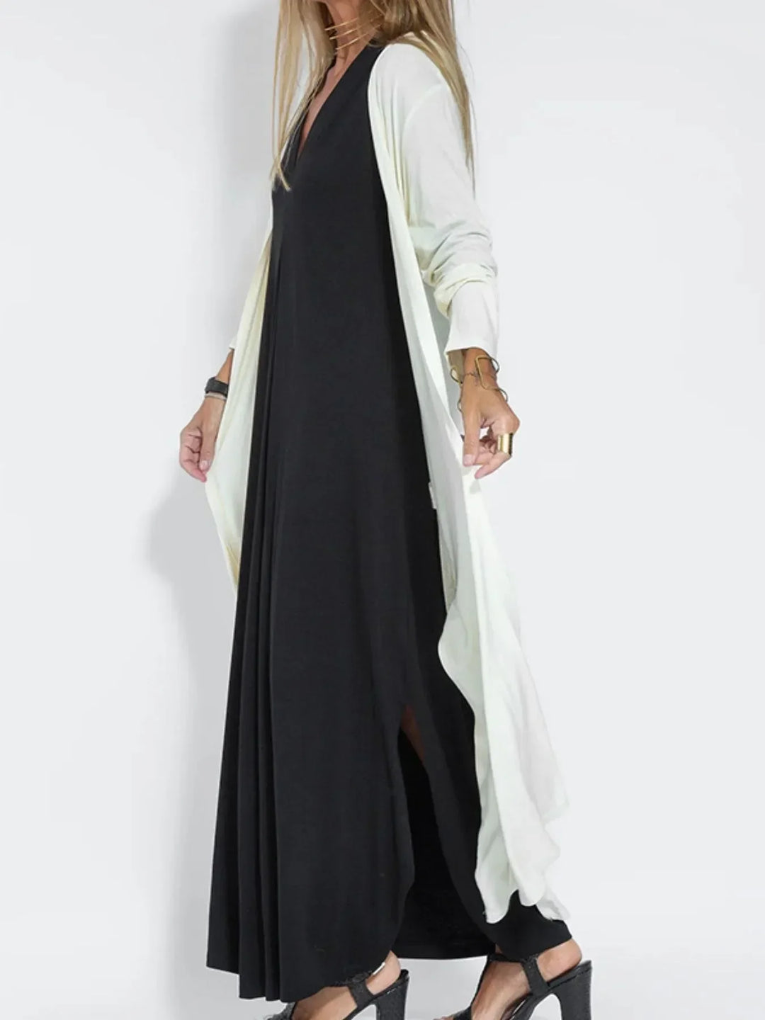 Ariella | Maxikleid mit V-Ausschnitt