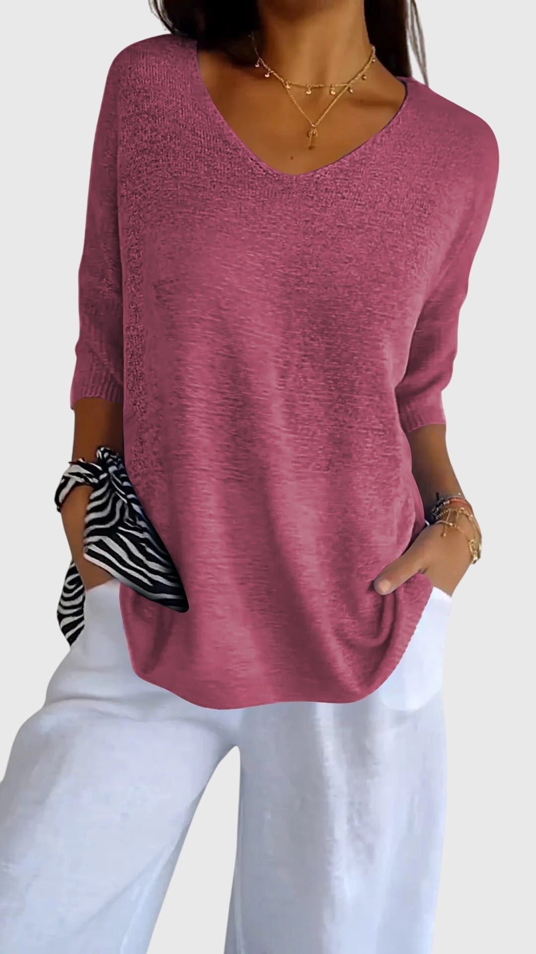 Cassandra | Blusa Elegante com Decote em V