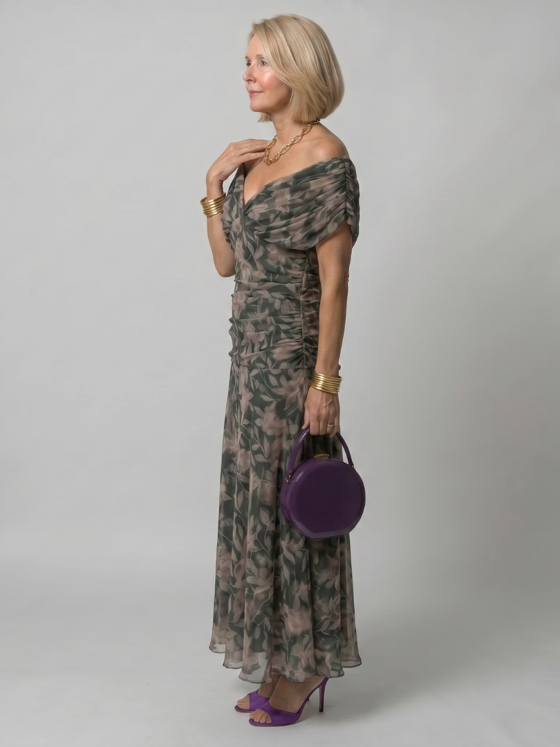 Calen | Off-shoulder flydende midi-kjole