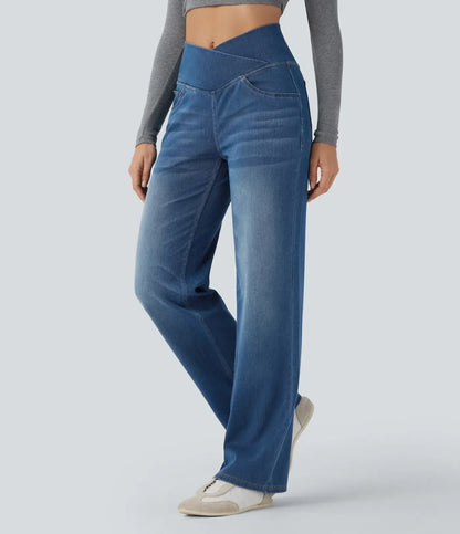 Jeans casual de pierna recta UltraStretch™ con bolsillos, cintura alta cruzada y control de abdomen