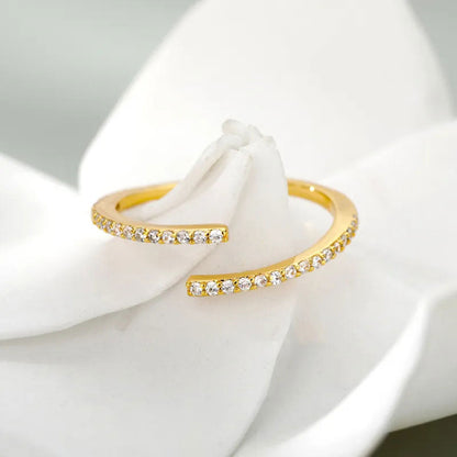 Eliandrea | Anillo clásico de circonia en oro de 18K