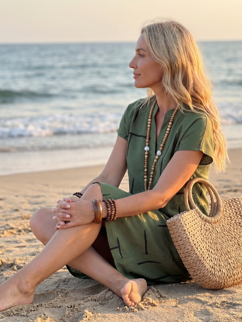 Adriana | Kurzärmeliges Kleid mit abstraktem Muster bis zum Knie