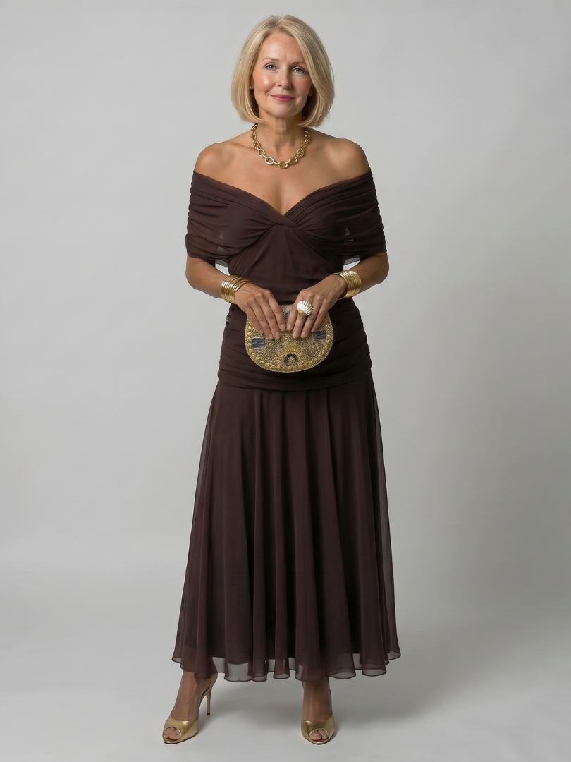 Calen | Off-shoulder flydende midi-kjole