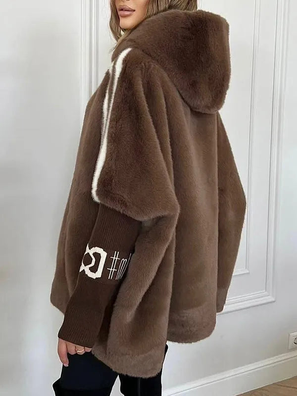 Ellah – Oversized Wintermantel aus Kunstpelz