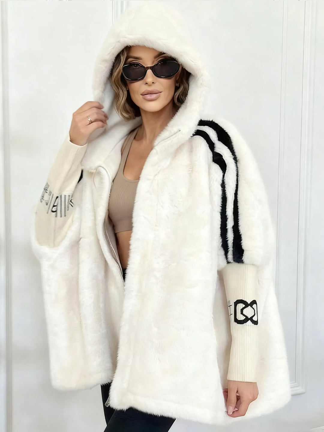 Ellah – Oversized Wintermantel aus Kunstpelz