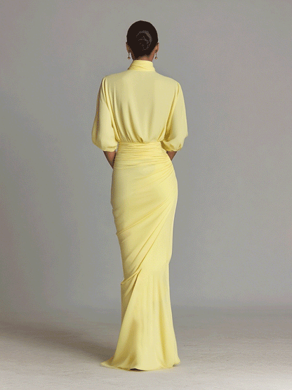 Vestido maxi feminino amarelo-brilhante, confortável e com tecido misto, de caimento drapeado