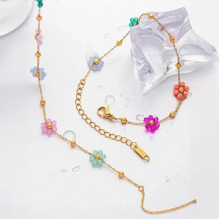 Marélia | Collar con cuentas de flores hechas a mano