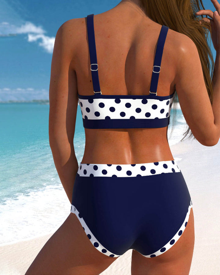 Liesbeth - Højttaljet bikini med polkaprikker og patchwork-design