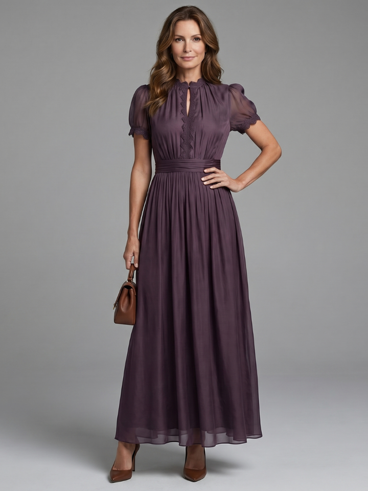 Elia | Vestido maxi con cintura fruncida y abertura en la espalda