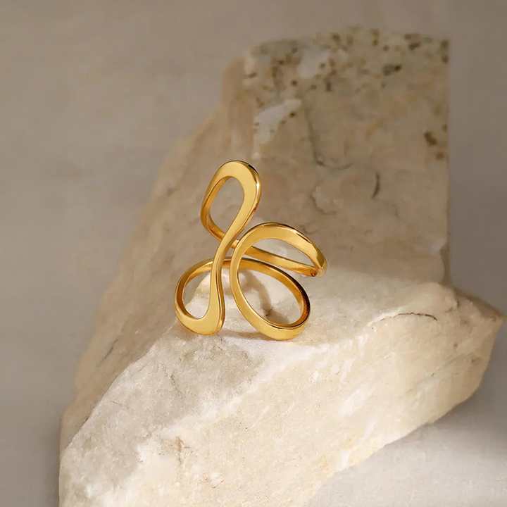 Floréa | Anillo en espiral con diseño distintivo
