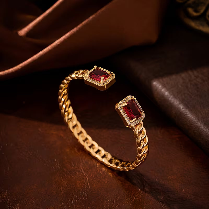 Pulseira aberta Veloria Ruby | Dourada