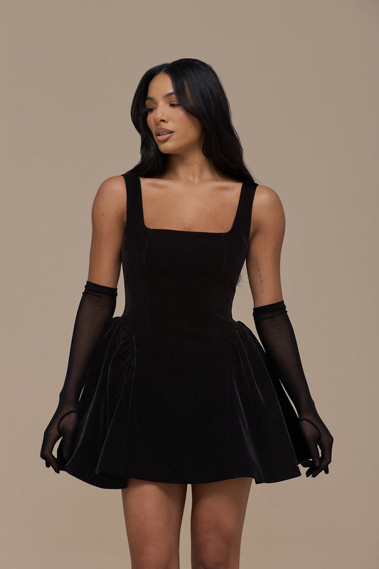 LUCKY | Vestido Mini de Veludo Preto