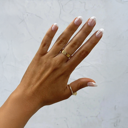 Clarette | Diseño audaz en oro