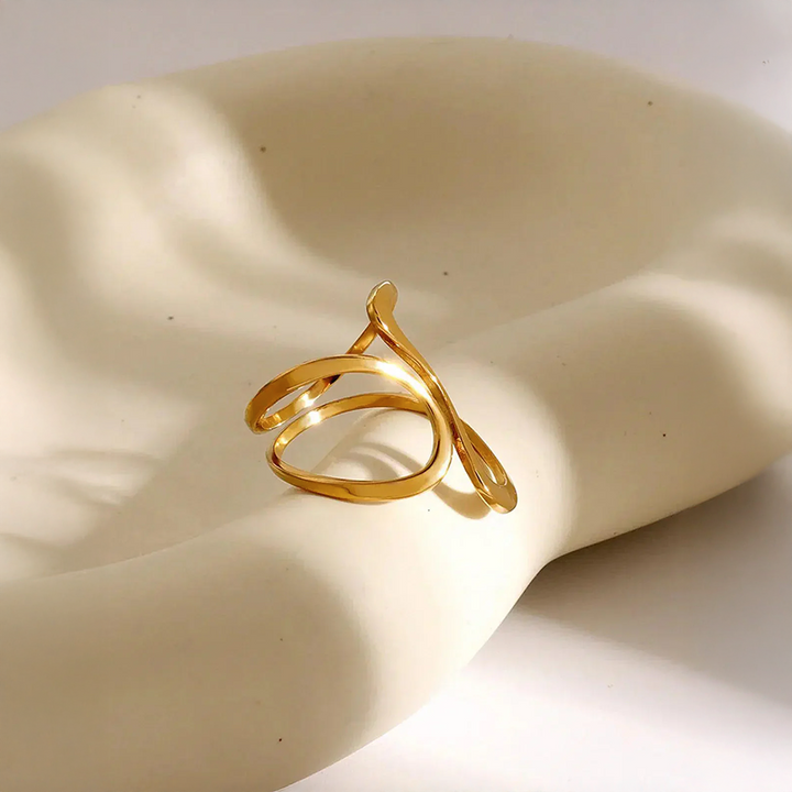 Floréa | Anillo en espiral con diseño distintivo