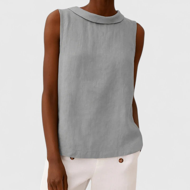Anastine | Elegant top med rullekrave