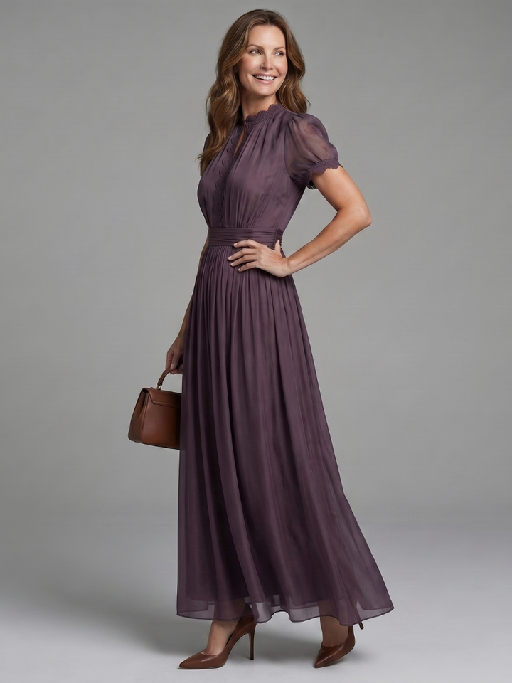 Elia | Vestido maxi con cintura fruncida y abertura en la espalda