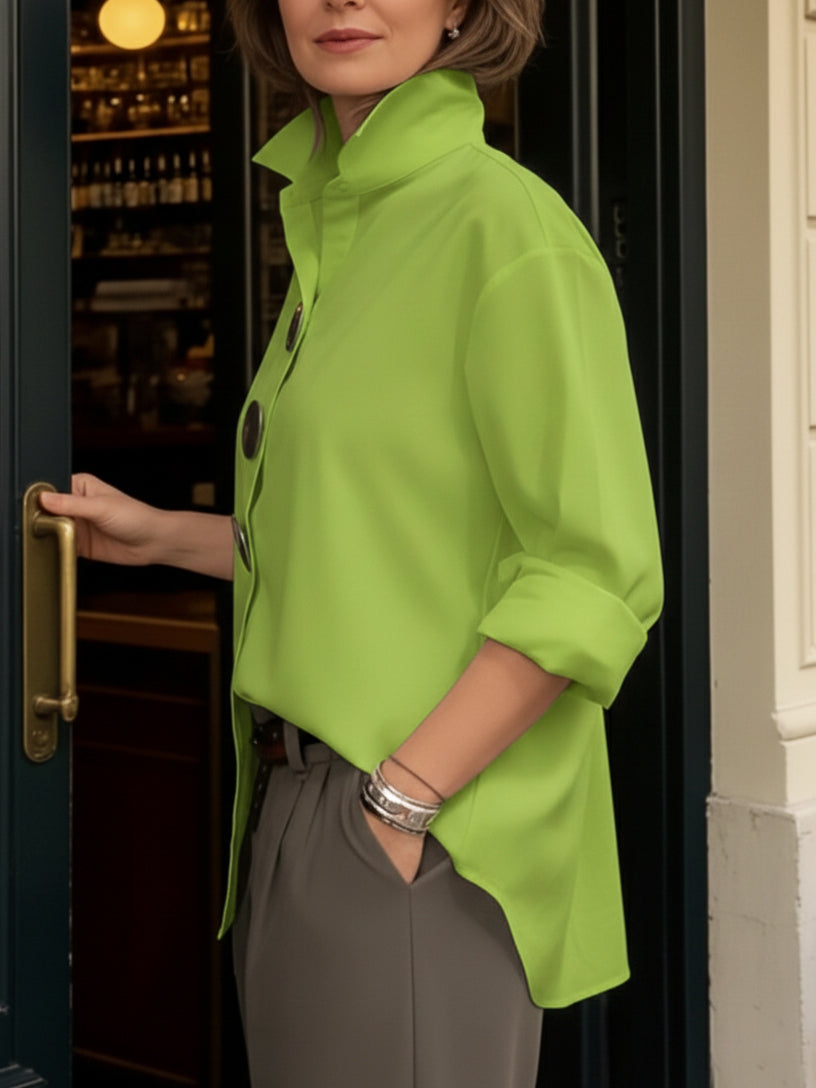 Rosaline | Blusa con cuello mao y botones decorativos