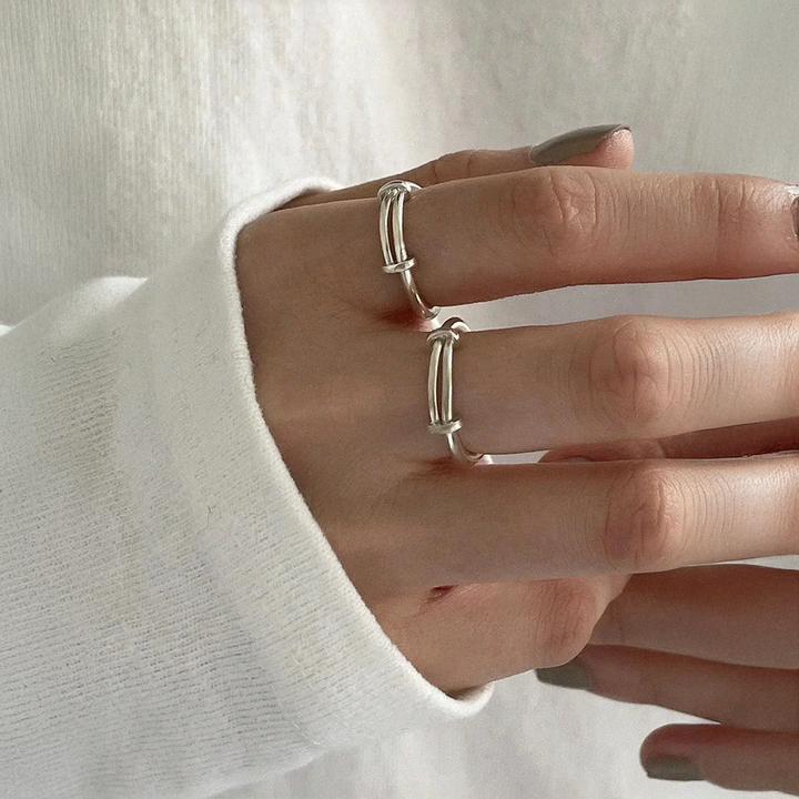Auréna | Eleganter und zeitloser verstellbarer Ring