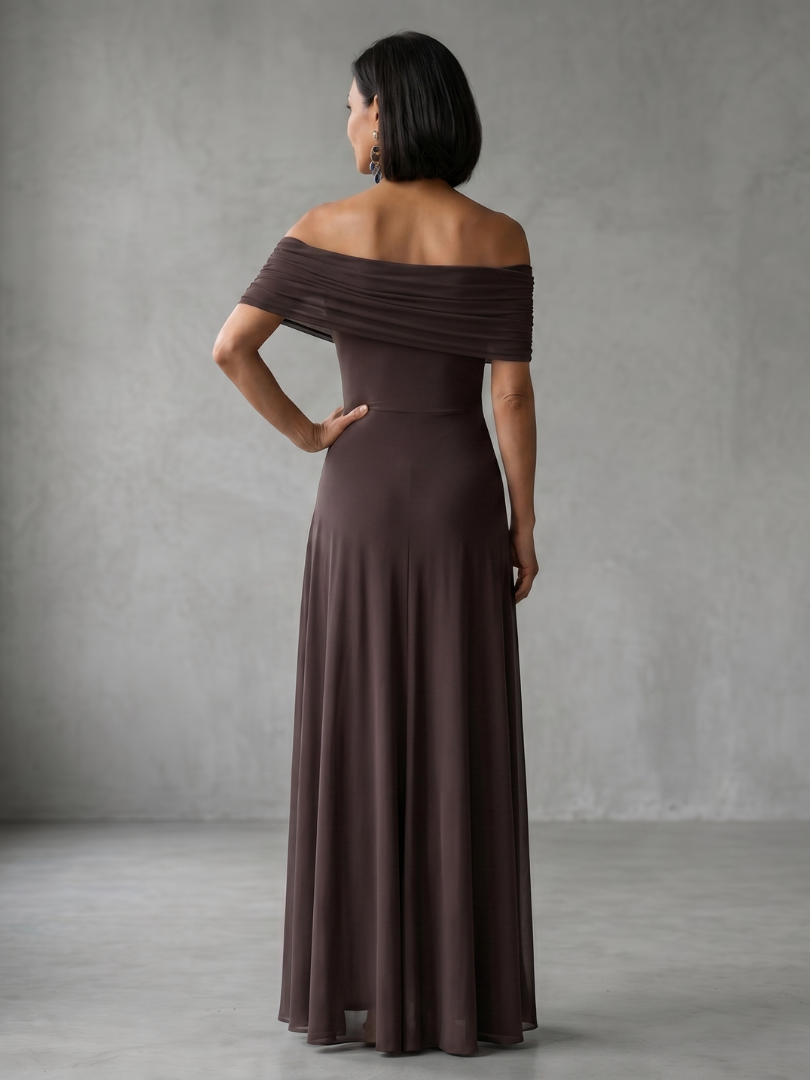 June | Off-shoulder draperet midi-kjole