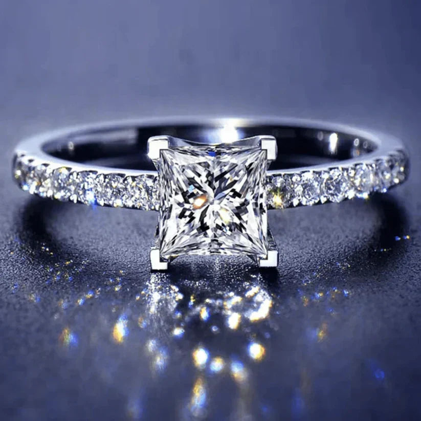 Leontina Gualtieri-ring | Hvidguld