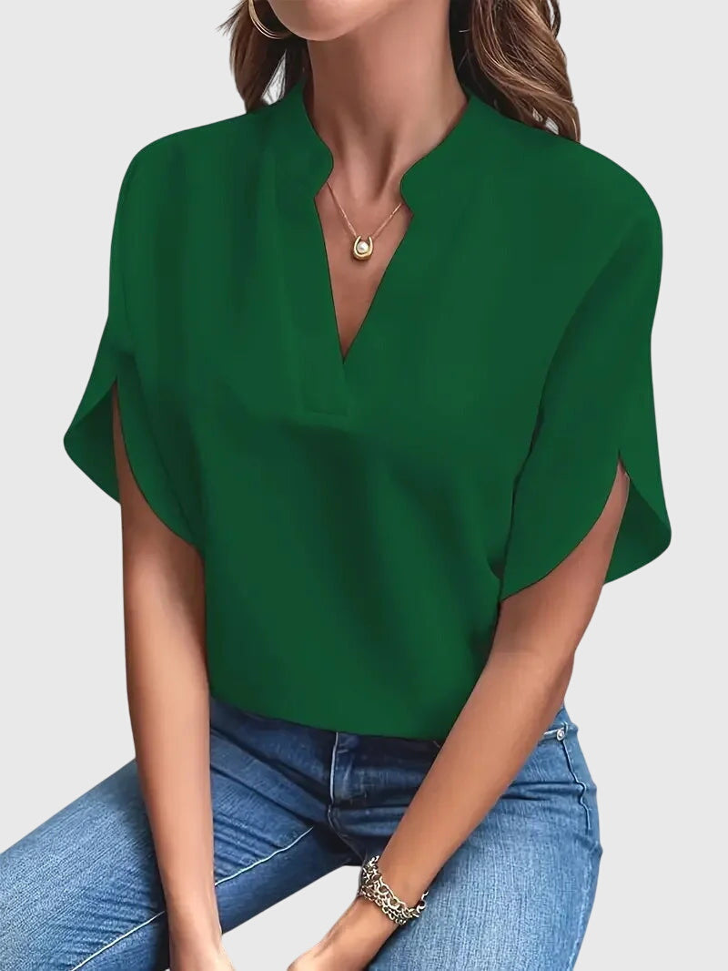 Beatrix | Weiches und elegantes V-Ausschnitt-Shirt