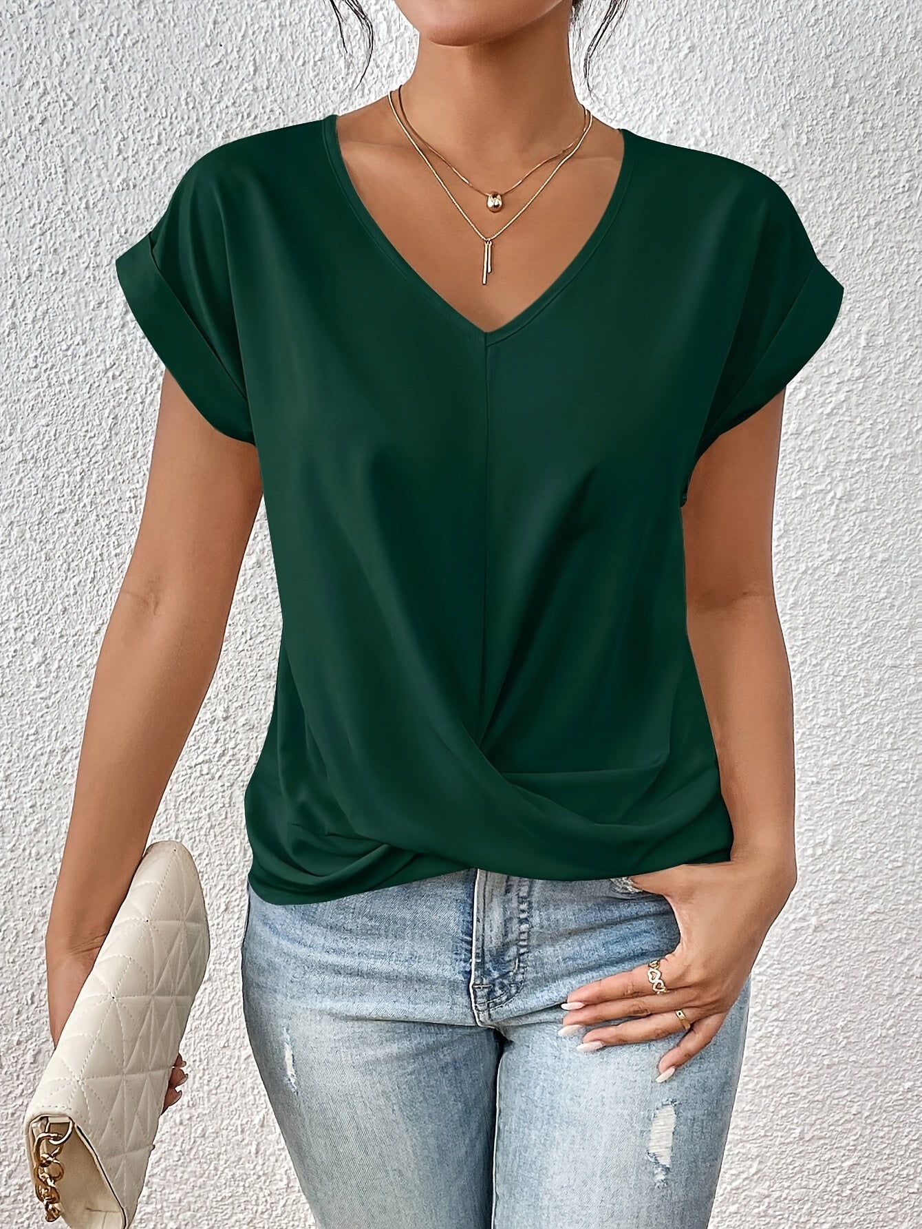 Zoe – Das T-Shirt mit süßem Herzausschnitt für den Alltag