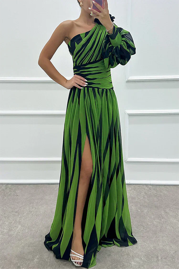 AURORA | Elegantes gestreiftes Kleid mit einem Schulterträger