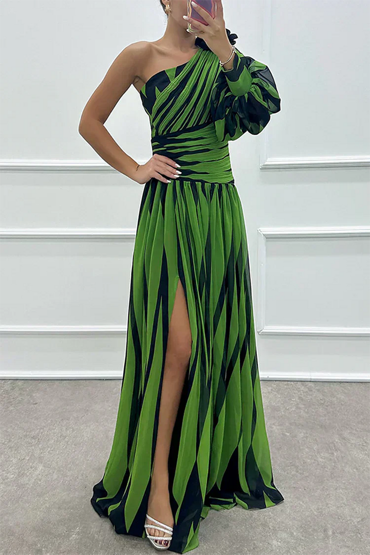 AURORA | Elegantes gestreiftes Kleid mit einem Schulterträger