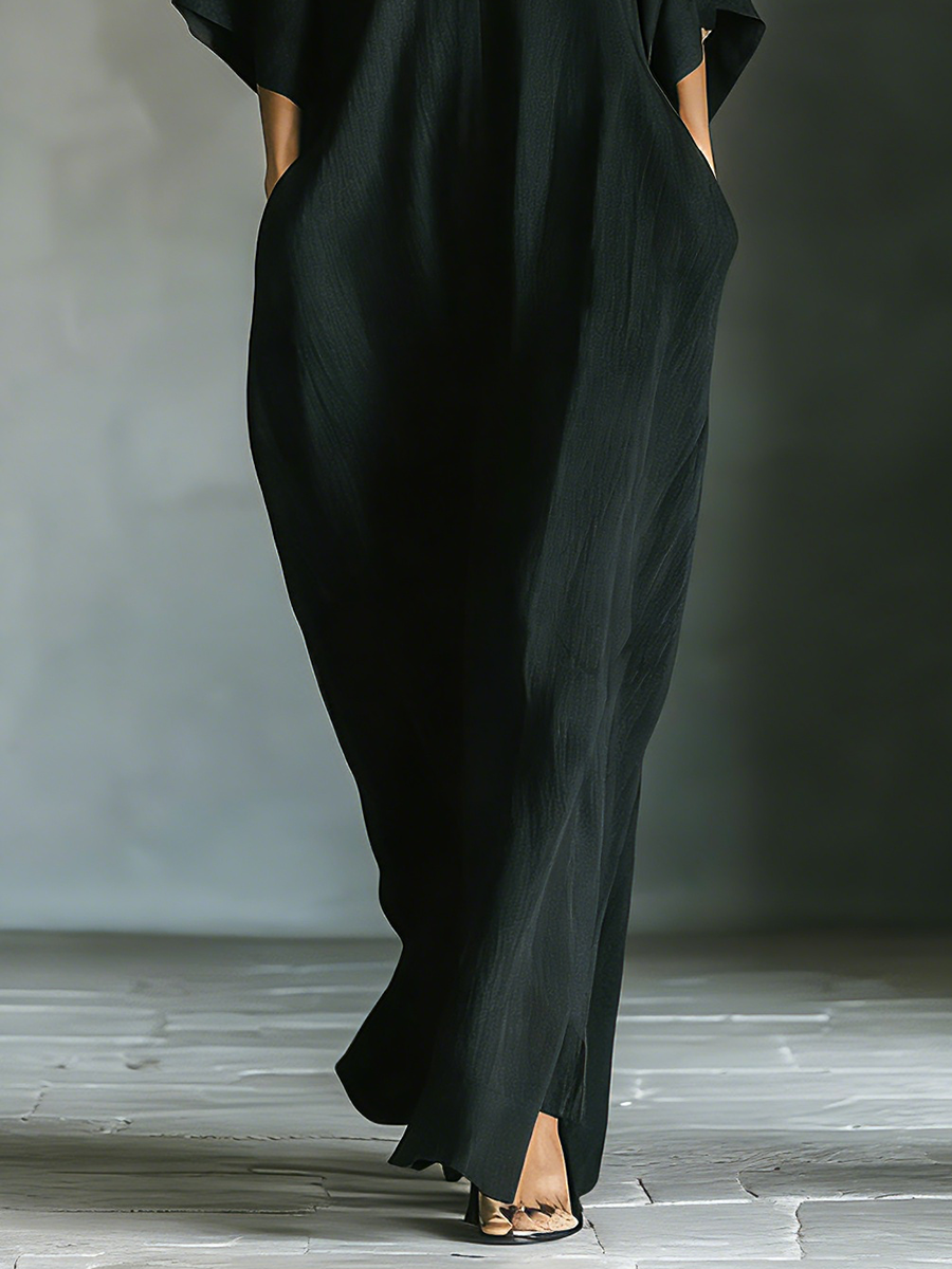 Vestido maxi feminino preto, de tecido misto de algodão, com mangas estilo quimono oversized e bolsos