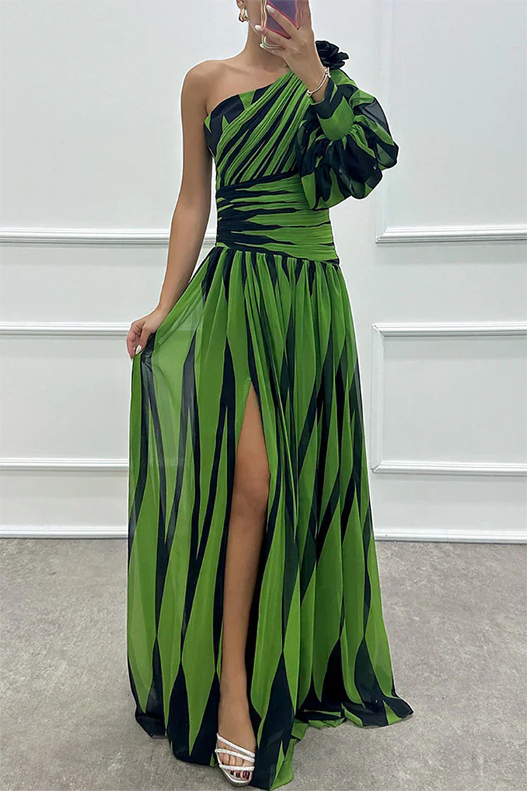 AURORA | Elegantes gestreiftes Kleid mit einem Schulterträger
