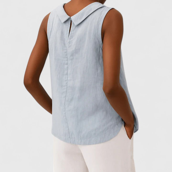 Anastine | Elegant top med rullekrave
