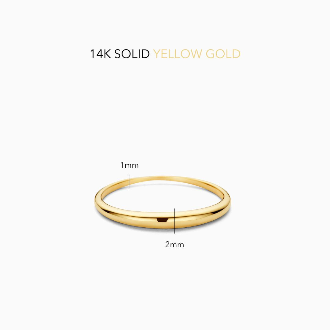 Slank kuppelformet ring | Guld