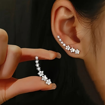 Pendientes dorados con flores y pedrería rhinestone