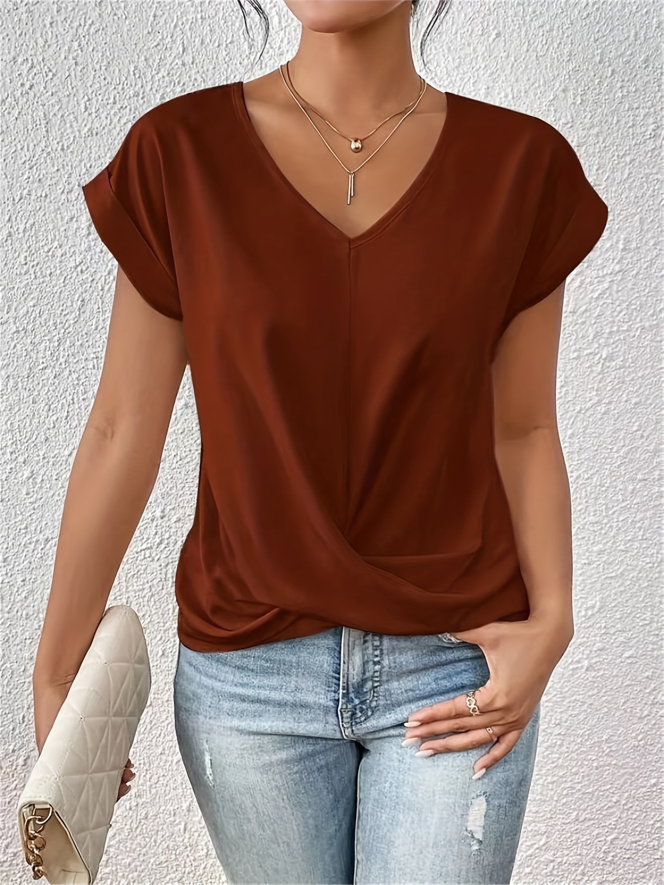 Zoe – Das T-Shirt mit süßem Herzausschnitt für den Alltag