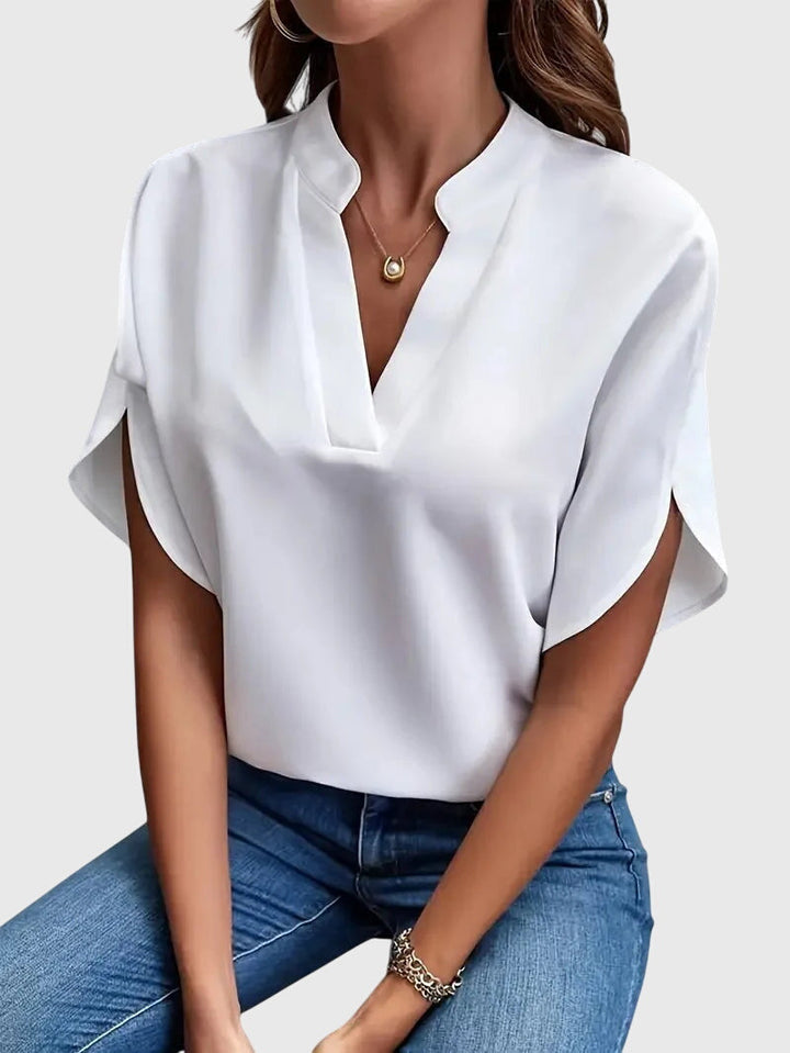 Beatrix | Weiches und elegantes V-Ausschnitt-Shirt