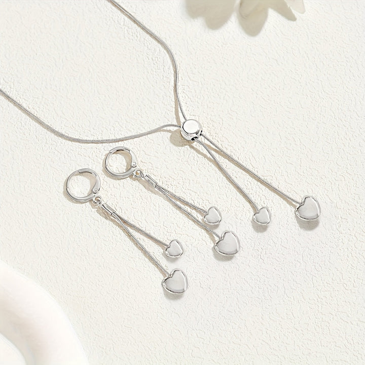 Conjunto de collar con colgante de corazón ajustable y pendientes
