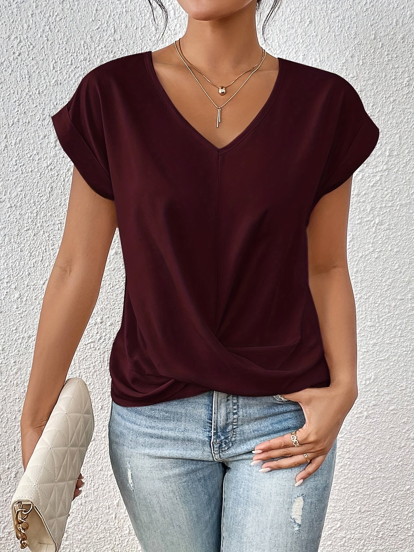 Zoe – Das T-Shirt mit süßem Herzausschnitt für den Alltag