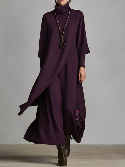 Vestido longo feminino elegante de malha de algodão com elastano, gola alta, drapeado, na cor ameixa, com bordado
