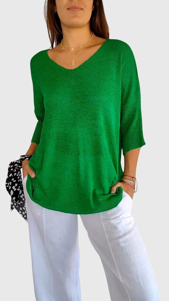 Cassandra | Blusa Elegante com Decote em V