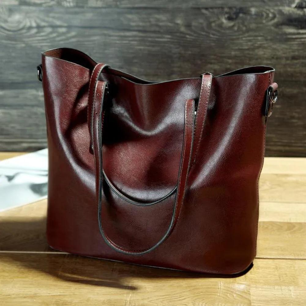Nicolés Lieblingshandtasche | Vintage Schultertasche