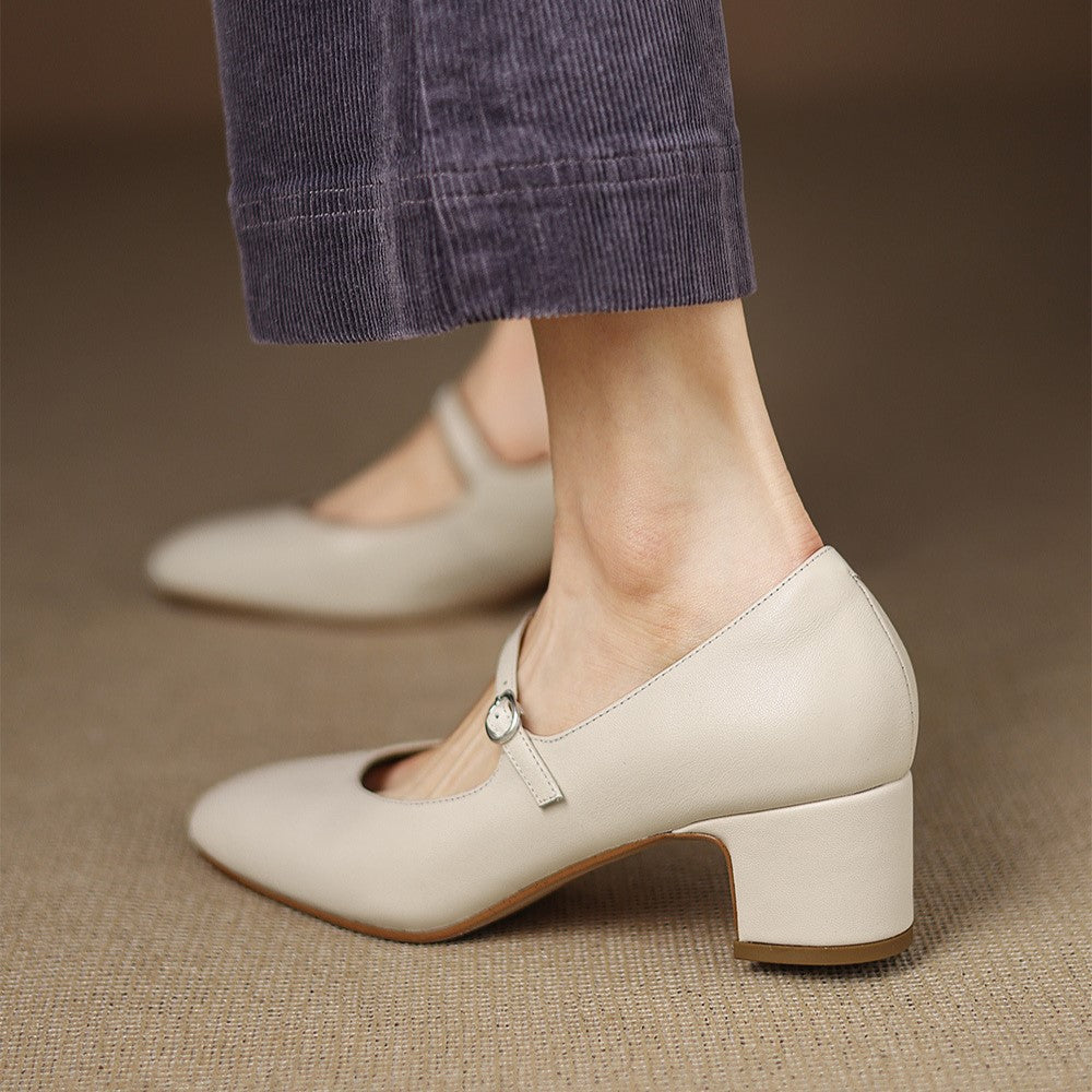Corinne Leder Mary Jane mit rundem Zehenbereich