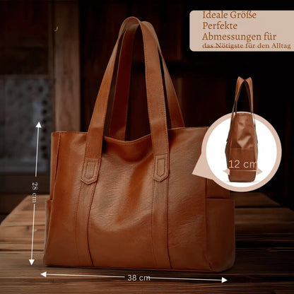 Elegância Atemporal de Martha | Bolsa Clássica