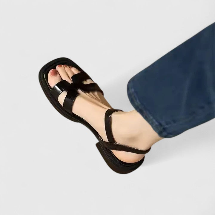 Deliane | Elegante flache Sandalen für Damen
