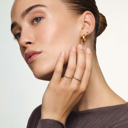 Slank kuppelformet ring | Guld