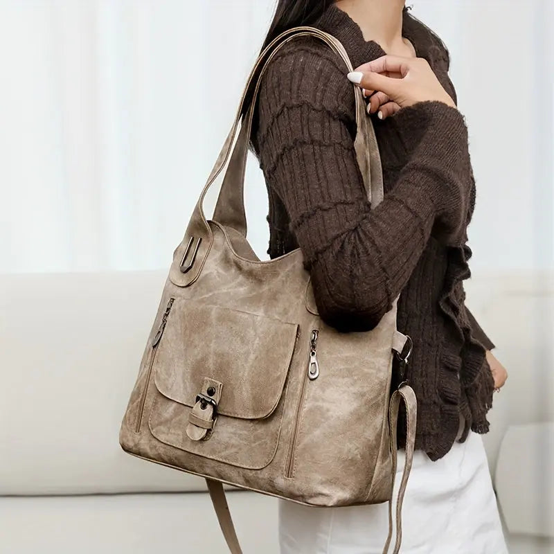 Vera | Bolsa de Ombro em Couro Sintético