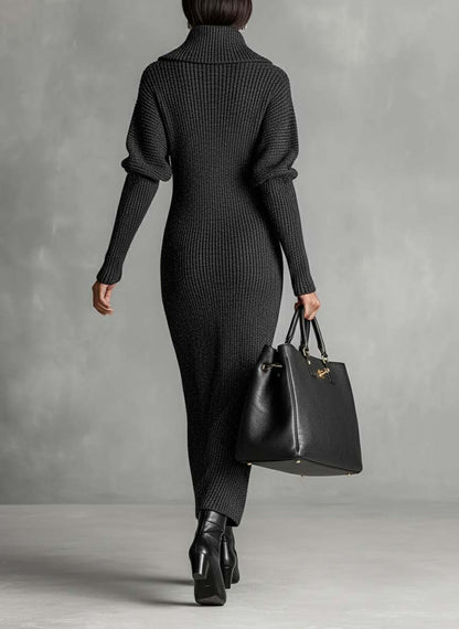Minimalistisches Strick-Maxikleid für Damen in Uni-Farbe mit Reißverschluss am Ausschnitt