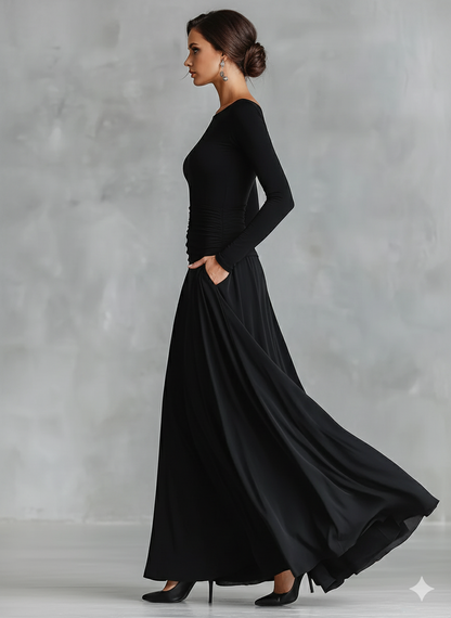 Vestido maxi feminino preto moderno de crepe com franzido e decote canoa