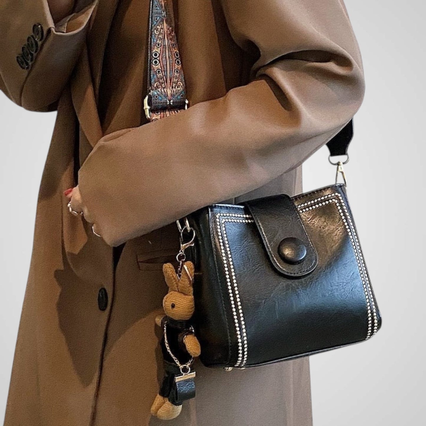 Urin | Retro-Tasche mit verstellbarem breitem Schulterriemen
