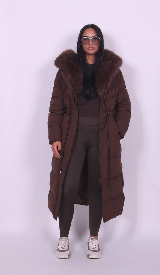 Alissa - Abrigo largo de invierno con capucha de piel