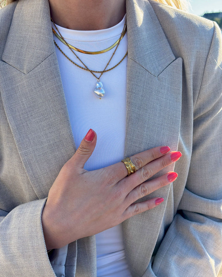Jaylinette | Anel Grande em Ouro 18K